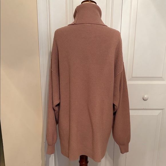 We The Free; Free People Cozy Brown Turtleneck Sweater - Picture 4 of 8